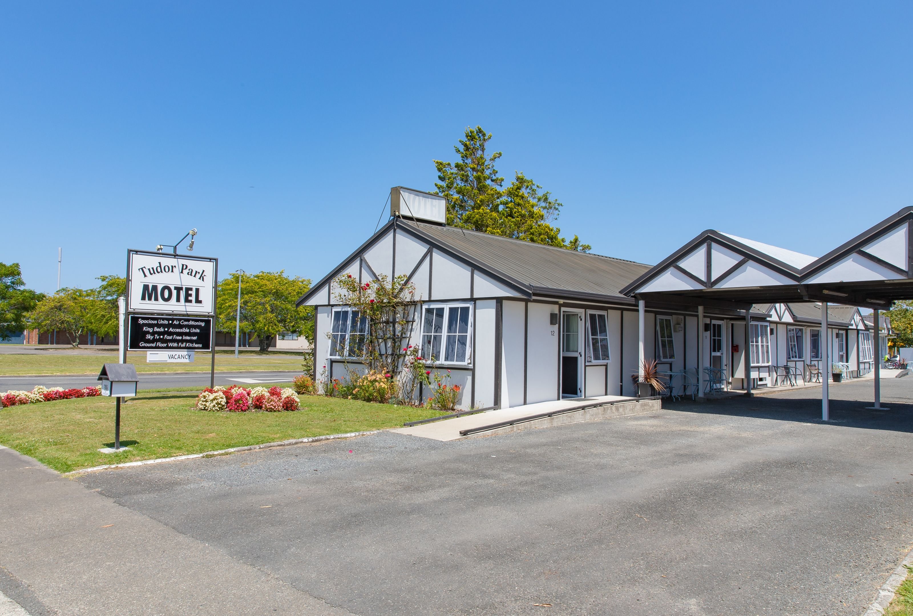 Tudor Park Motel-官方