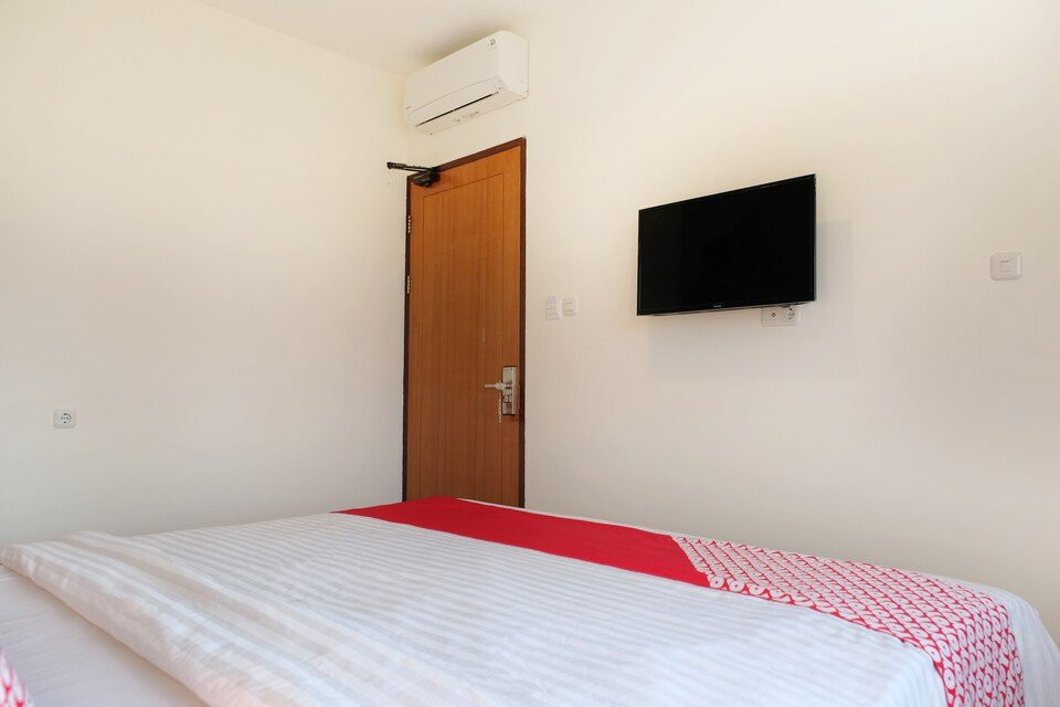 OYO 1047 The Holiday Guest House