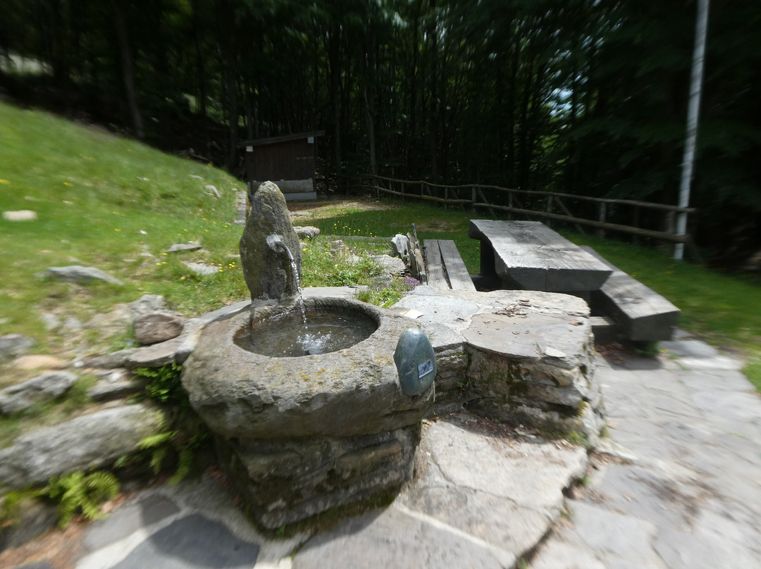 Oratorio Della Madonna Del Monte (sant'anna)