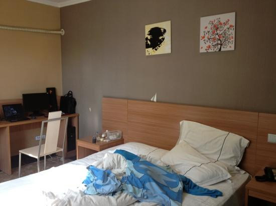 吕梁贵士连锁酒店离石贺昌路店