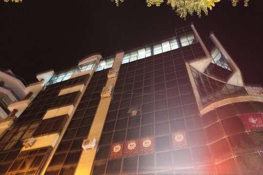 Silhouette Sports Center-沙兰德必去景点