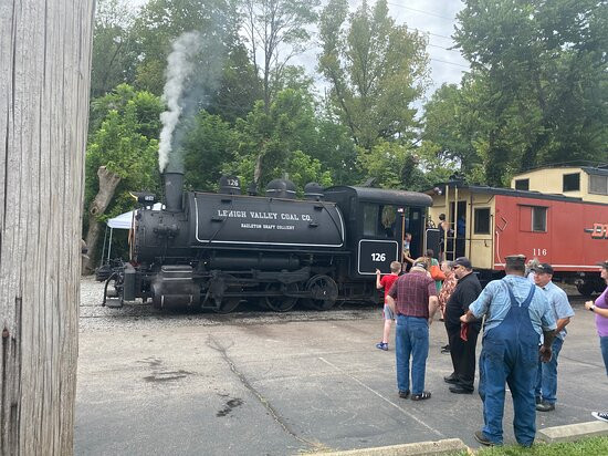 LM&M Railroad-Lebanon必去景点