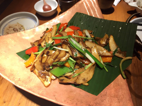 云海肴云南菜(新天地店)主图