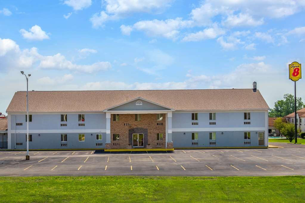 Super 8 by Wyndham Sidney主图