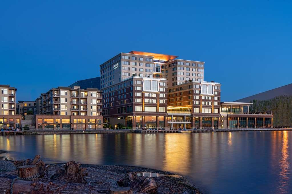 Hyatt Regency Lake Washington at Seattle's Southport主图