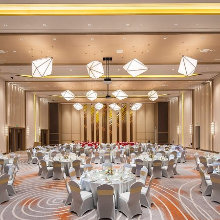 韶关摩尔城假日酒店主图