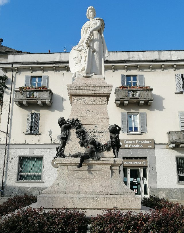 Monumento a Gian Giacomo Galletti景点图片