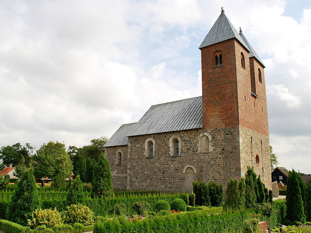 Fjenneslev Kirke景点图片
