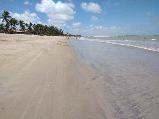 Pititinga Beach景点图片