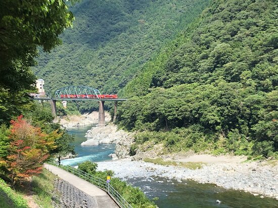 River Station West-West-三好市必去景点