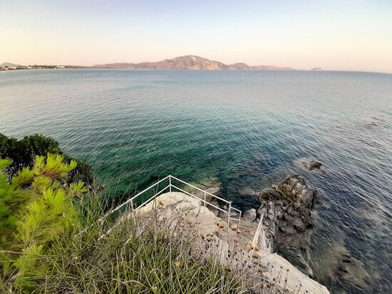 Agios Sostis Beach景点图片