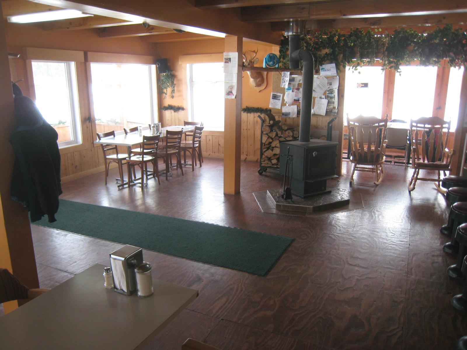 Le Relais 22 Milles Inc.-餐饮