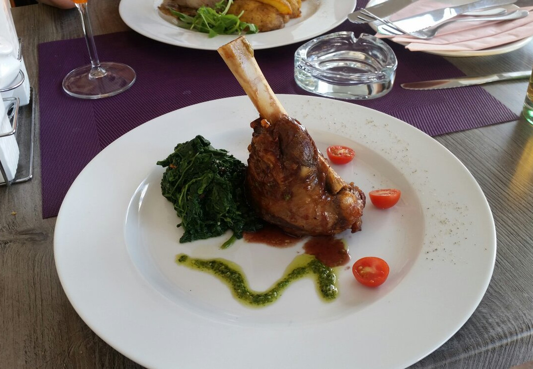 Veltruby餐馆和美食-Restaurant Lavande