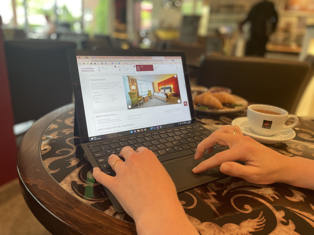 SCHOKOLOUNGE – CAFÉ – BAR