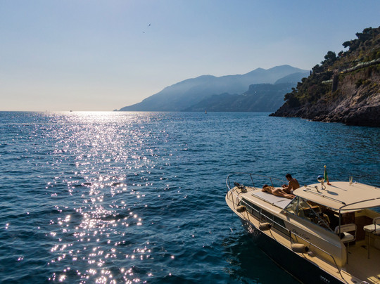 Amalfi Boat Rental-萨勒诺必去景点