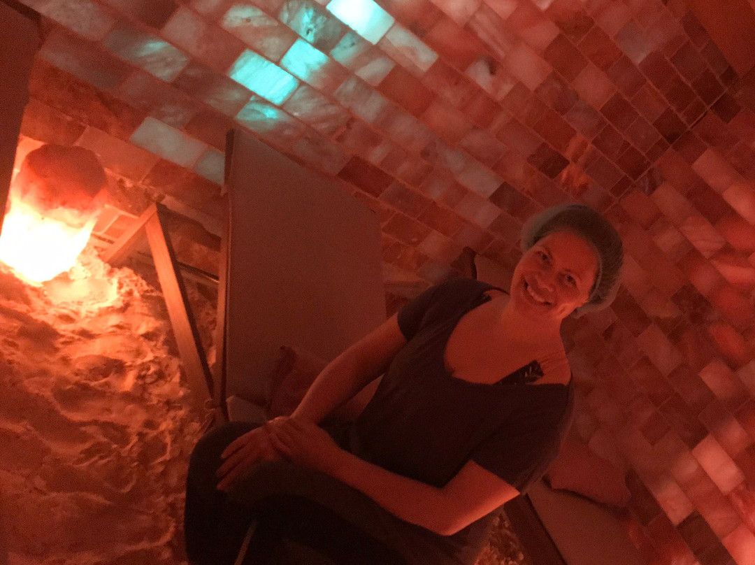 Salt Cave Halotherapy & Wellness Centre景点图片