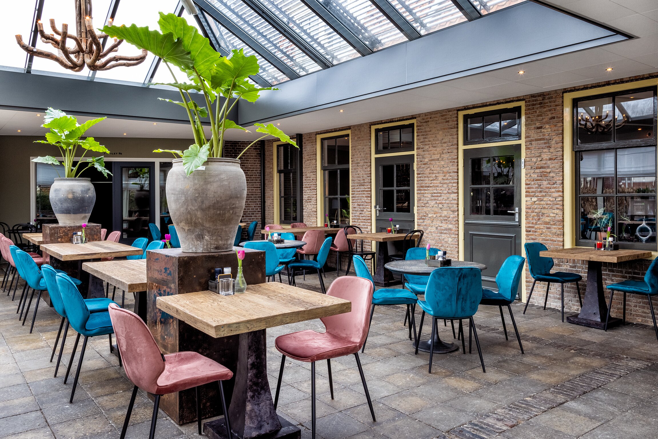Broeck Oudewater-官方