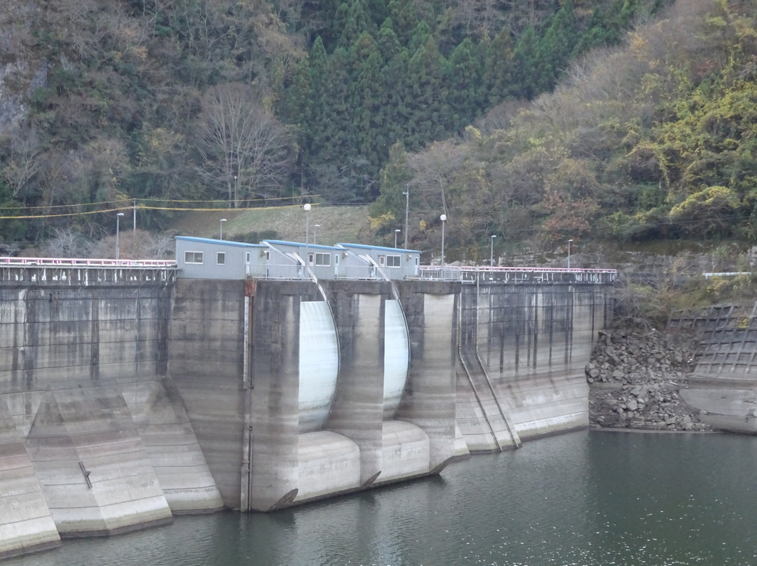 Komoto Dam-新见市必去景点