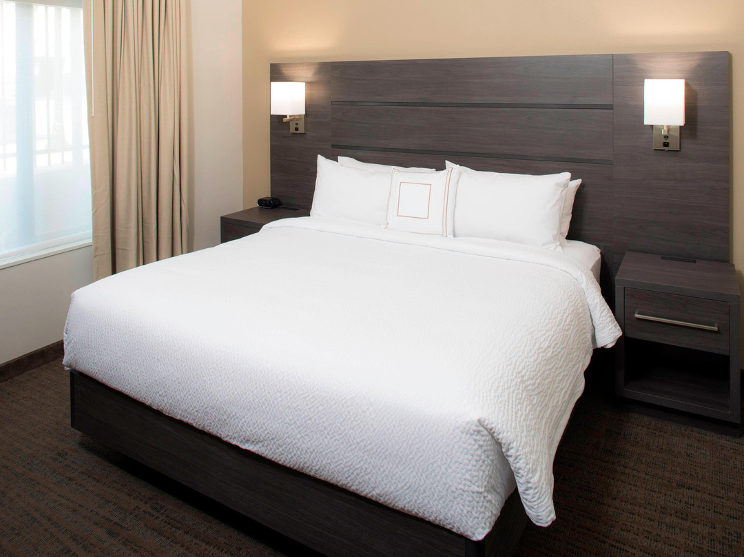 Residence Inn Tulsa Downtown主图
