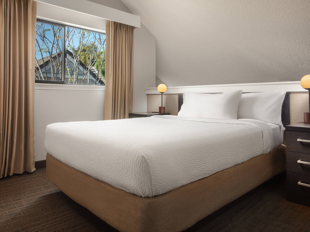 欧文光谱住宅酒店主图