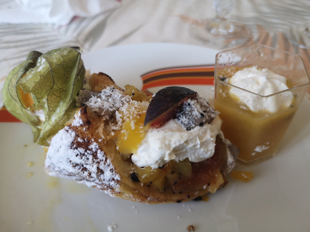 Hôtel Restaurant Le Val d'Amby主图