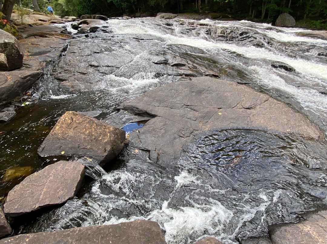 Buttermilk Falls景点图片