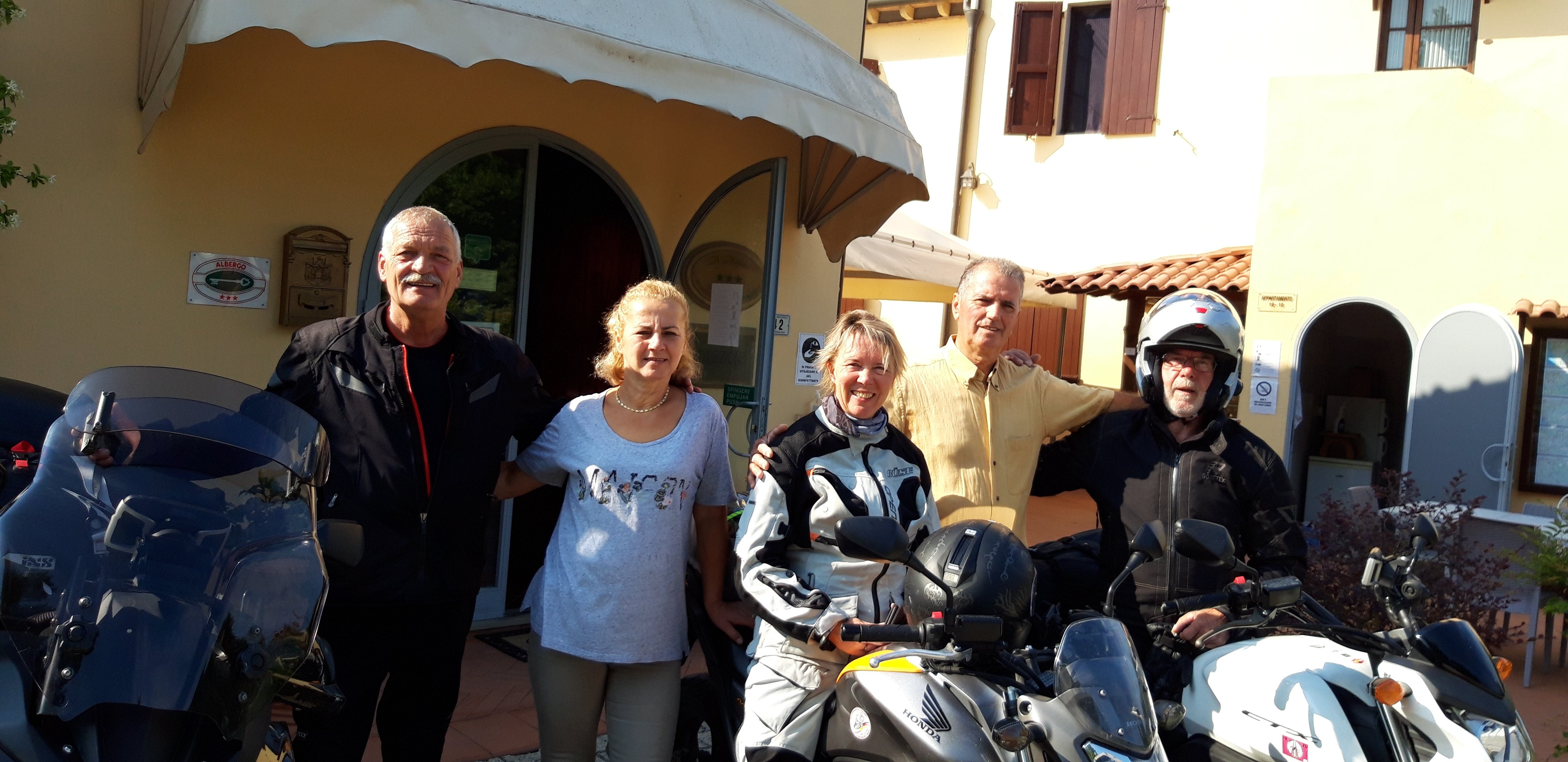 戴尔庞特莫林2号酒店-浴室