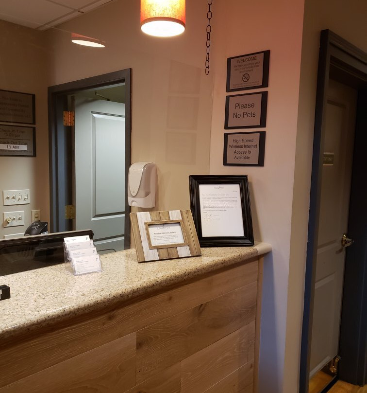 Country Inn & Suites by Radisson, Covington, LA主图