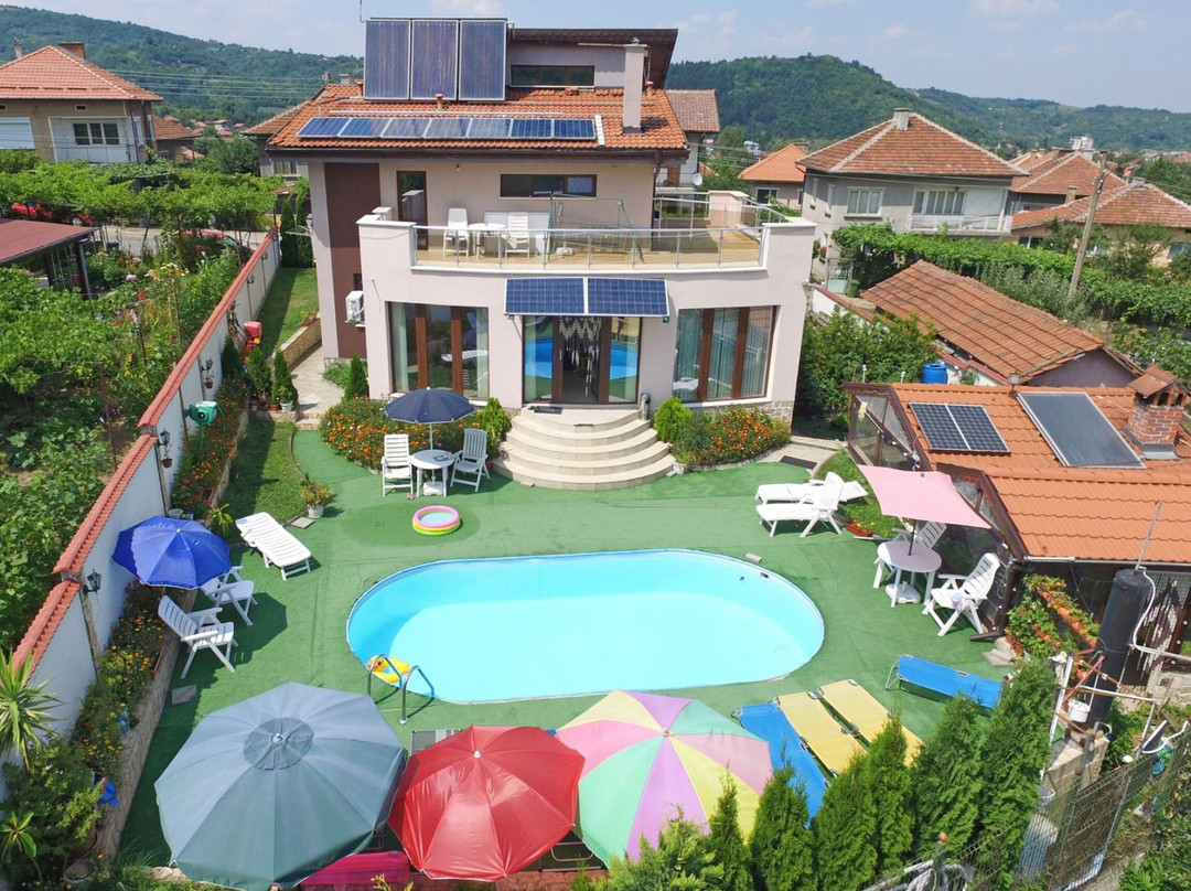 Family Hotel Camellia主图