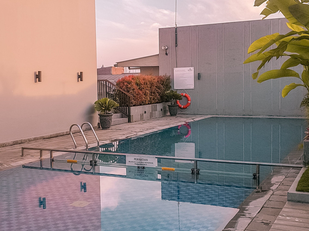 Hotel Santika Pasir Koja主图