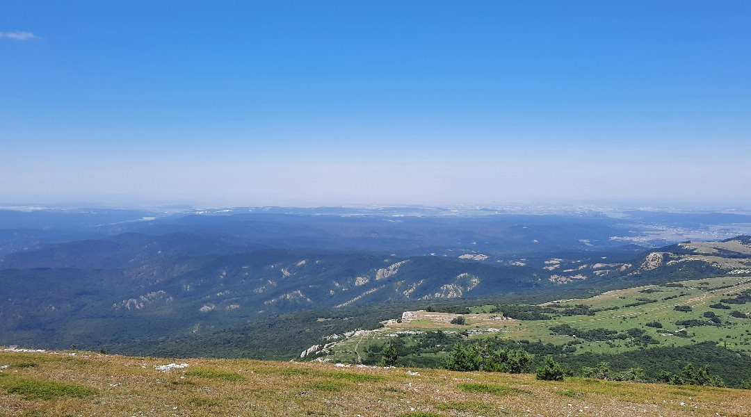 Mountain Massif Chatyr-Dag-克里米亚必去景点