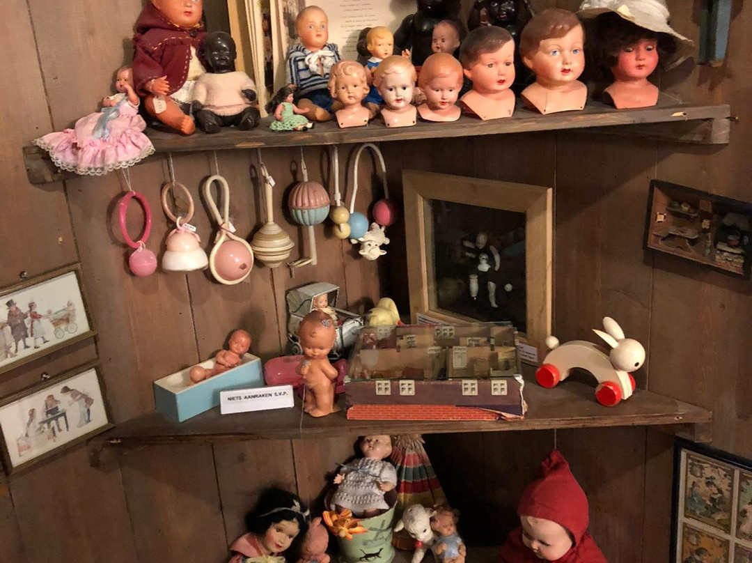 Speelgoed & Carnavalsmuseum Op Stelten景点图片