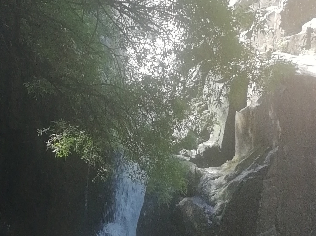 Cascata de Anços景点图片