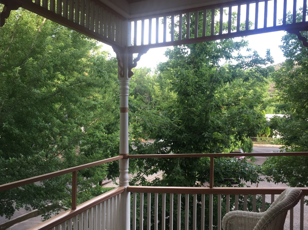 Bross Hotel Bed and Breakfast主图