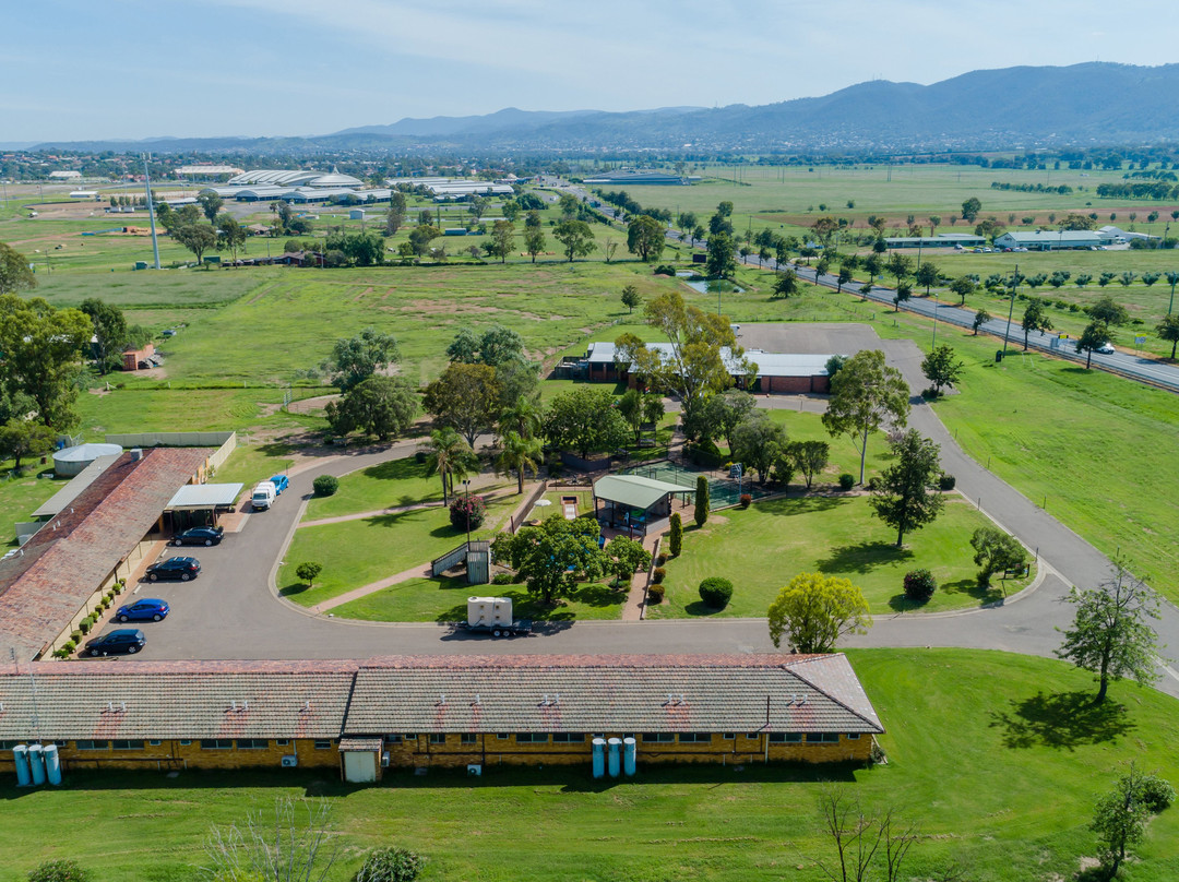 阿兰达乐汽车旅馆和功能中心主图