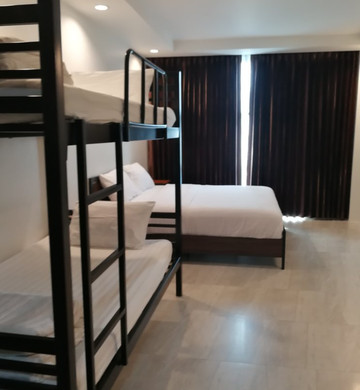 南府里士满酒店主图