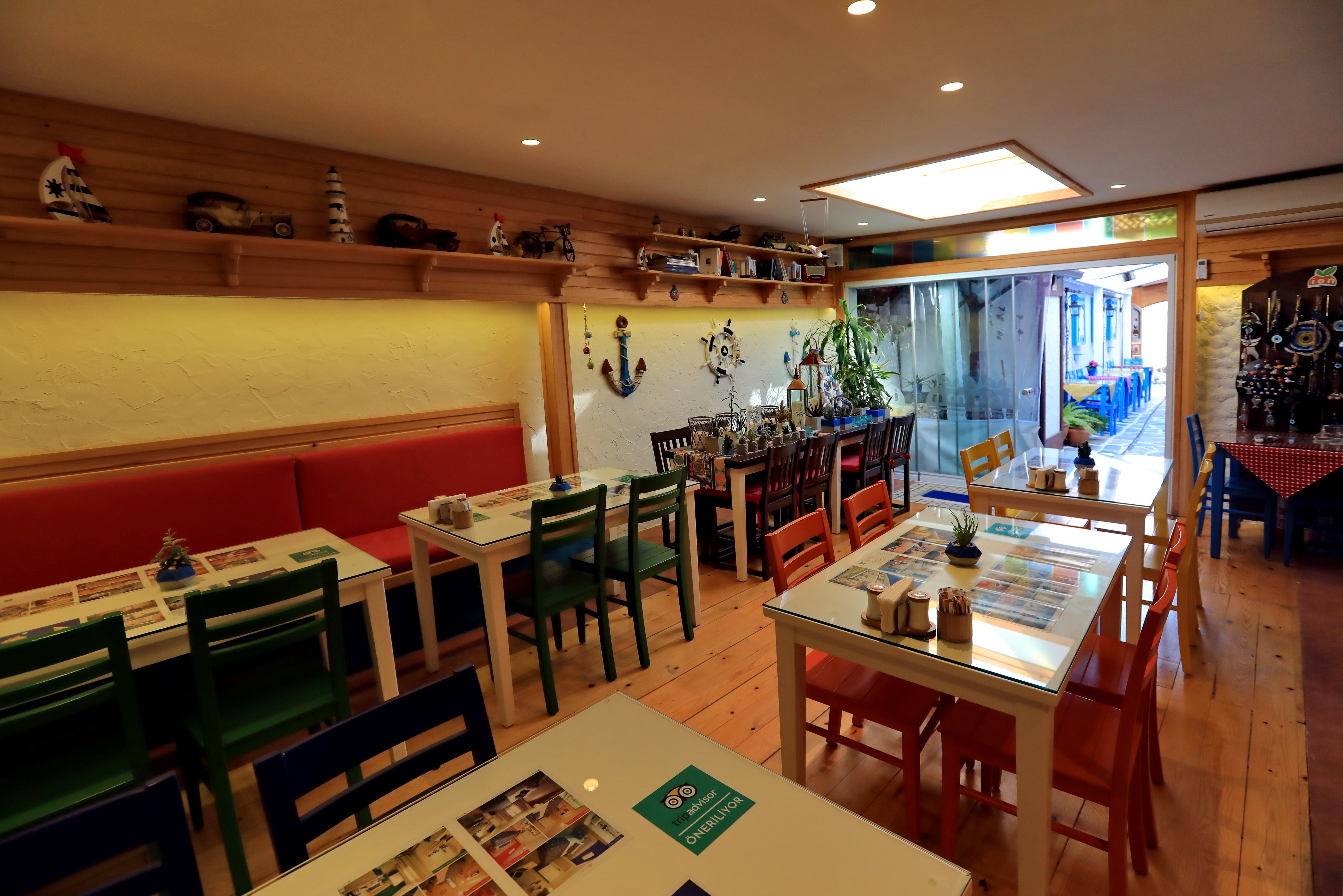 Ion Slow City-餐饮