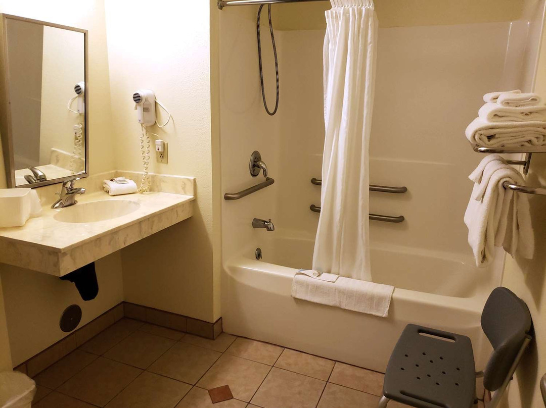 Americas Best Value Inn & Suites Independence VA主图