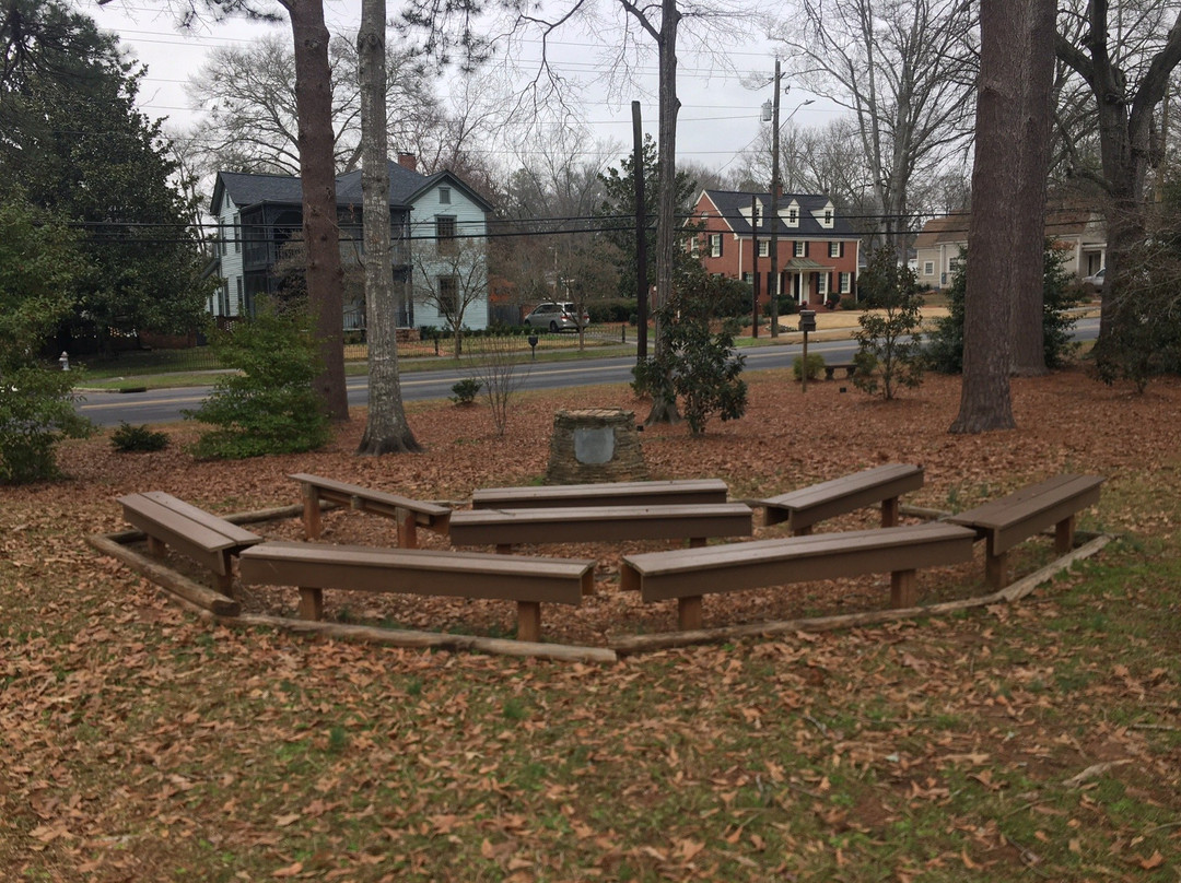 Academy Springs Park-卡温顿必去景点