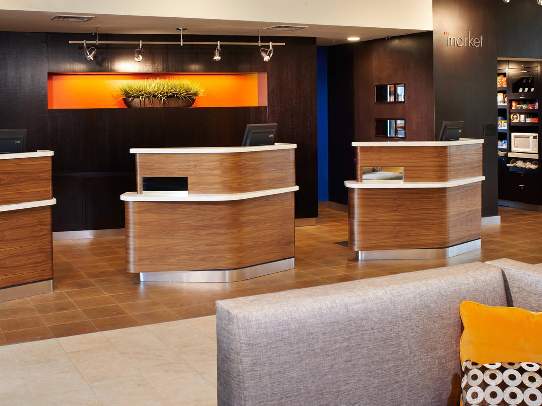 Courtyard by Marriott Kansas City Overland Park/Convention Center主图