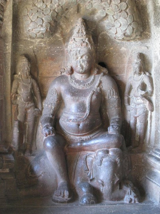 Jain Temple in Ellora caves景点图片