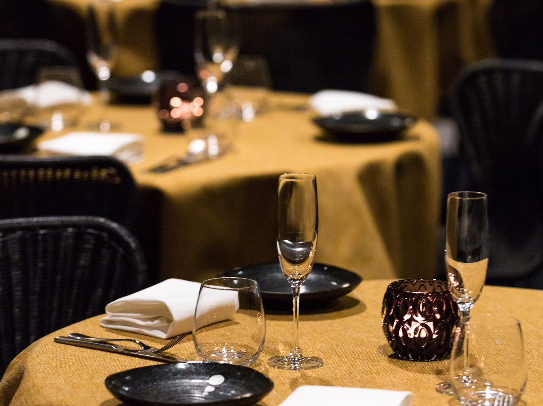 Shoreline Hotel主图