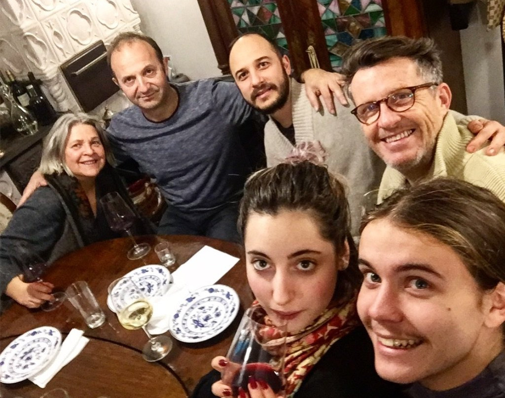 The Country Hotel主图