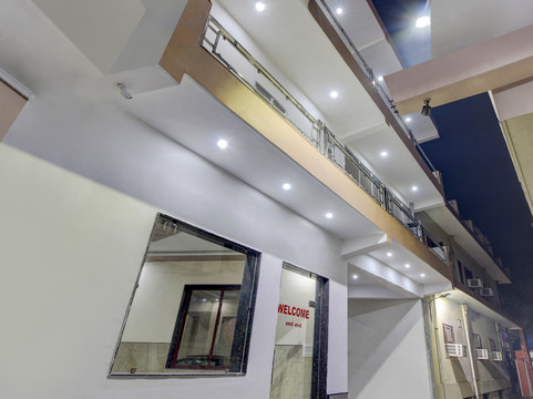 Treebo Trip Divine City主图