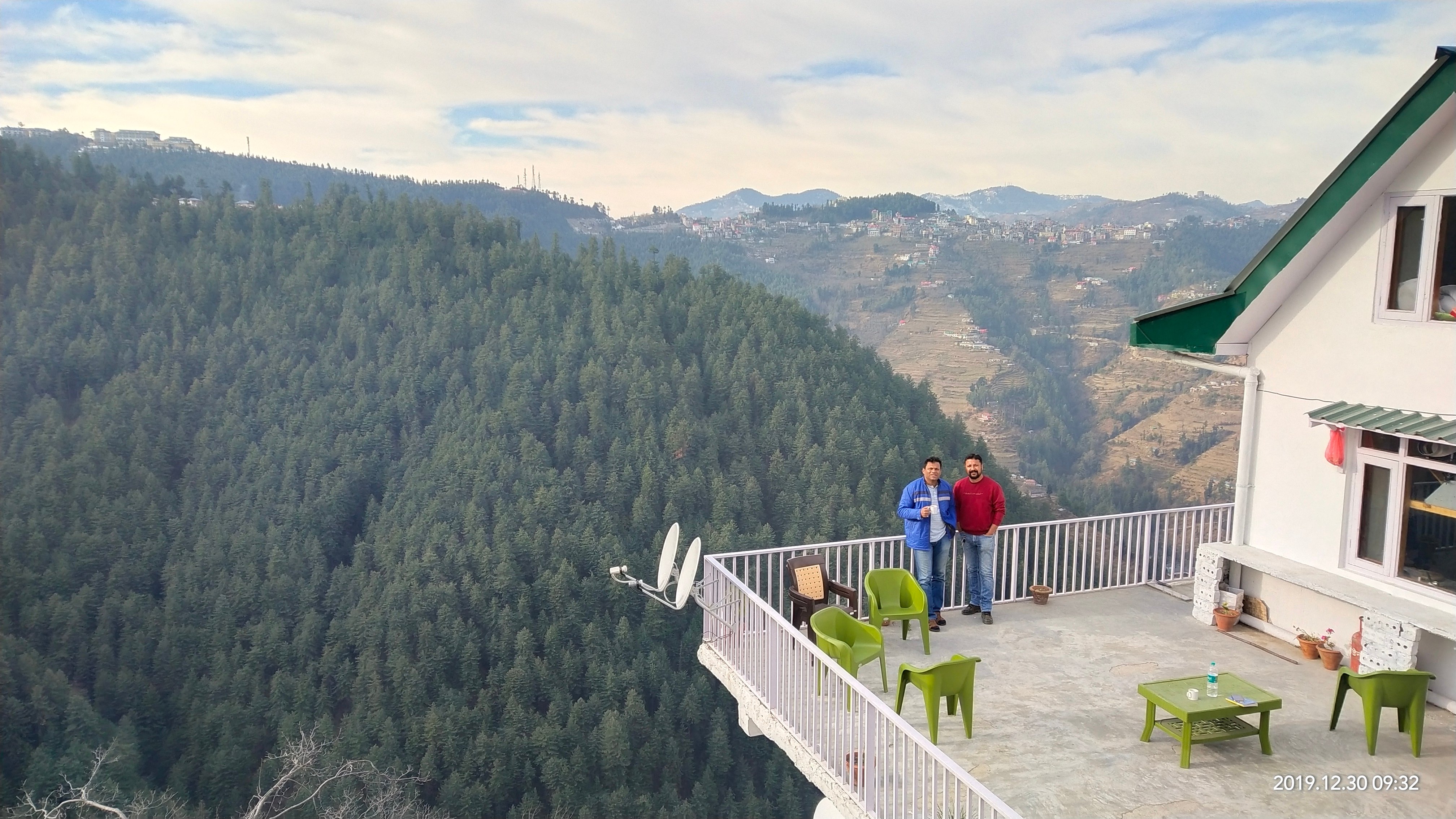 Zostel Homes Theog (Shimla)-浴室