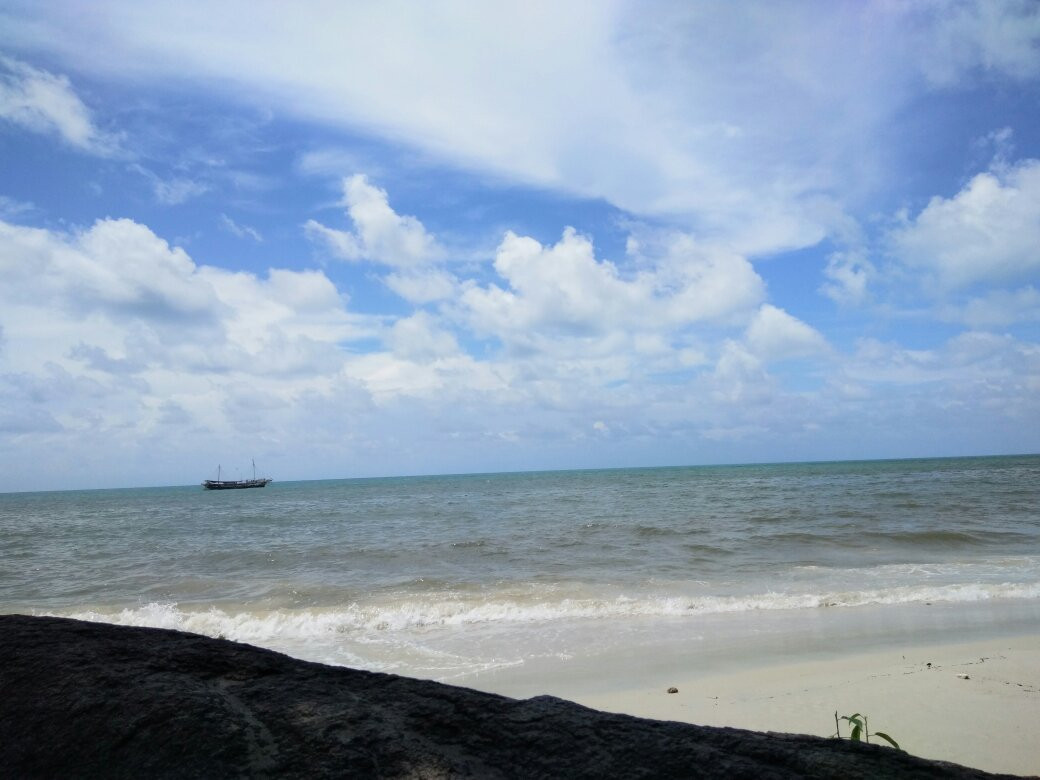 Bukit Berahu Beach-Tanjung Pandan必去景点