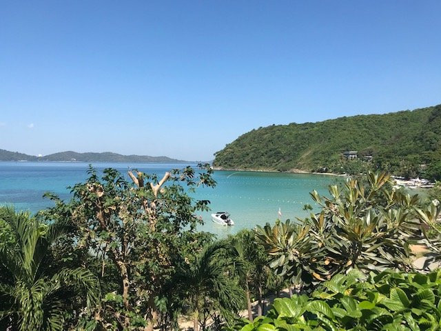 拉维曼温泉度假村主图