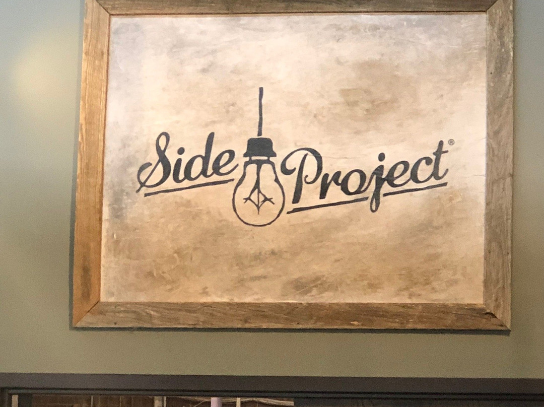 The Side Project Cellar景点图片