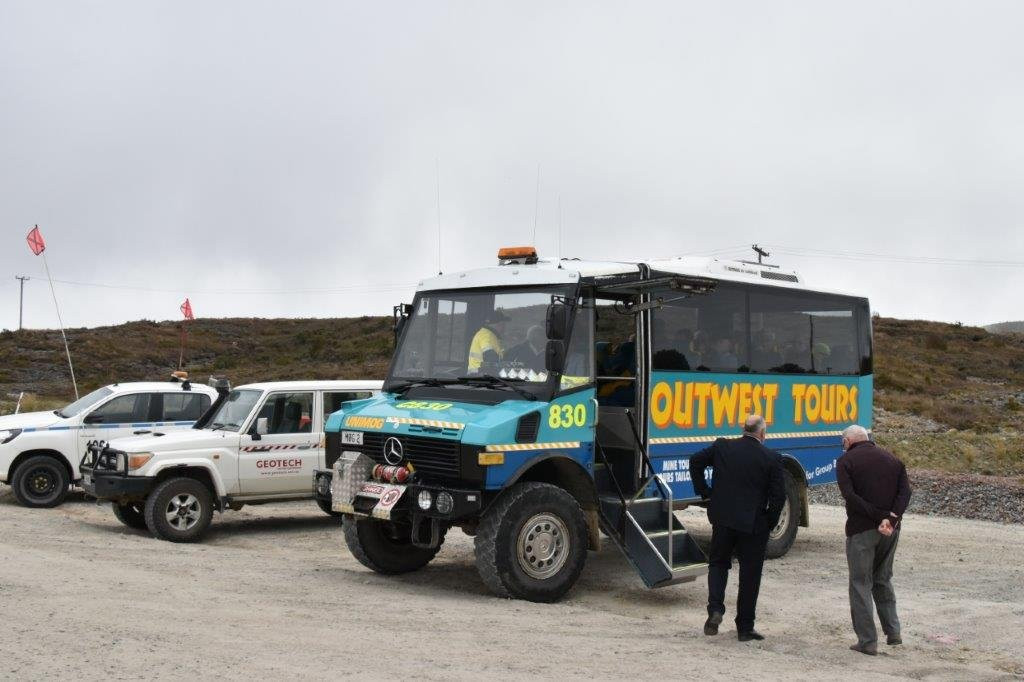 Outwest Tours景点图片