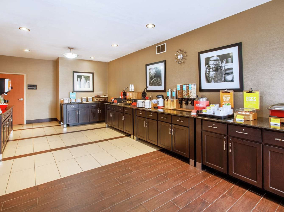 Hampton Inn Monroe主图